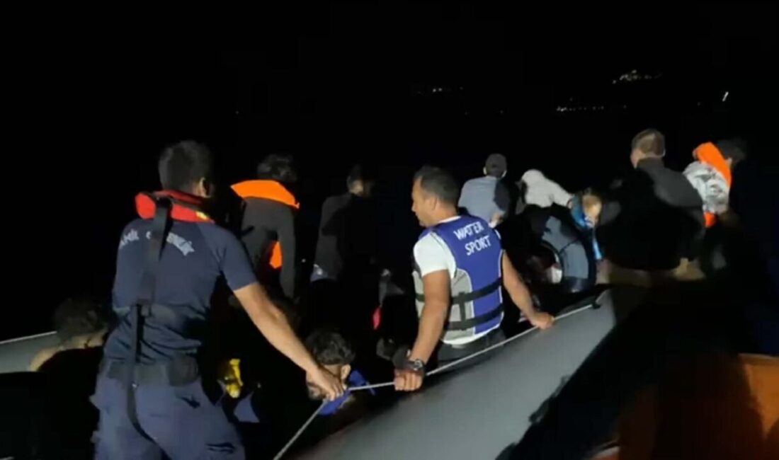 İpek YAVAŞ/AYVACIK, (Çanakkale), -Çanakkale’nin Ayvacık ilçesi açıklarında 21’i çocuk toplam