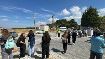 2 LİSE TEDBİR AMACIYLA TAHLİYE EDİLDİ Çanakkale’de merkeze bağlı Çınarlı