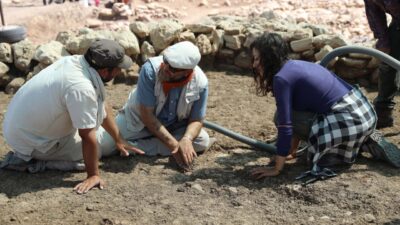 ÇANAKKALE, -DİYARBAKIR’ın Ergani ilçesindeki dünya uygarlık tarihine ışık tutan 12