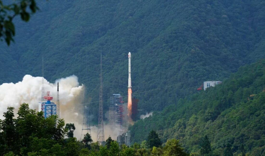 ÇİN, – ÇİN’in, Xichang Uydu Fırlatma Merkezi’nden ‘Shiyan-29’ uydusunu uzaya