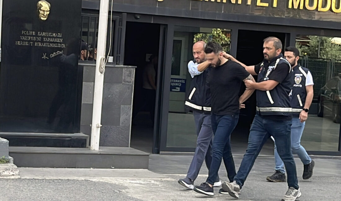 ADLİYEYE SEVK EDİLDİ Kocaeli’nin Gebze ilçesinde aşırı hız yapan sürücüyü