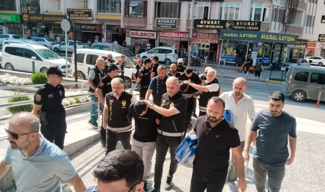 Yusuf ÇINAR/ÇORUM, – ÇORUM’da ağır hasarlı araçların kimlik bilgilerini çalıntı,