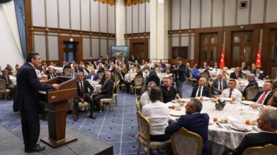 ANKARA, – CUMHURBAŞKANI Yardımcısı Cevdet Yılmaz, Cumhurbaşkanlığı Külliyesi’nde Kuzey Kıbrıs