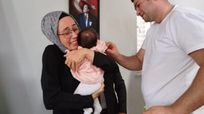 Tolga YILDIRIM/ANTALYA, – ANTALYA’da evlat özlemi çeken Hatice (32) ve