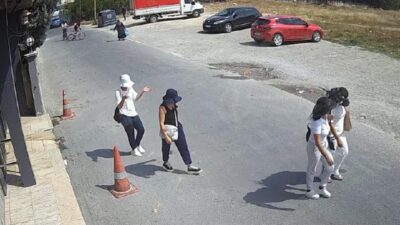 Onur KAYA/ÇERKEZKÖY (Tekirdağ), – TEKİRDAĞ’ın Çerkezköy ilçesinde girdikleri daireden para