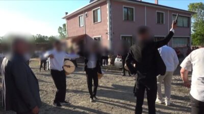 KASTAMONU, – KASTAMONU’da düğünde havaya ateş açılırken kurşun isabet eden