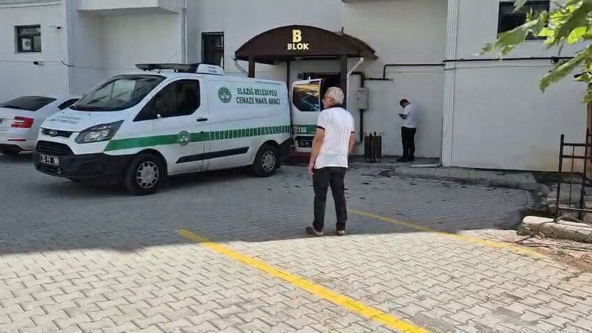 Tekin YALÇINKAYA/ ELAZIĞ, – ELAZIĞ’da evine gelen başkomiser Metin K.’nin
