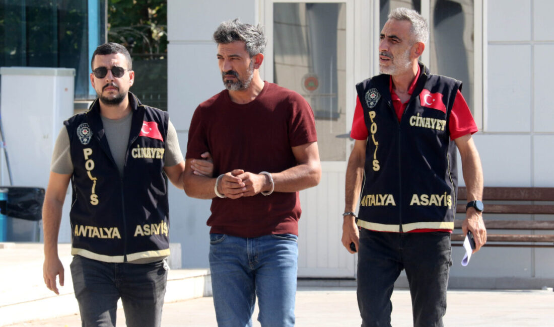TUTUKLANDI Eski eşi Hanım Biçer’i eşarpla boğup yüzüne yastık bastırarak