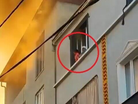 Yiğithan HÜYÜK/ BURSA, – BURSA’nın Gürsu ilçesinde 3 katlı binanın