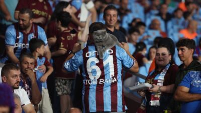 Selçuk BAŞAR-Efnan DEMİREREN/TRABZON, – TRABZONSPOR taraftarı Evren Yolcu’nun özel tasarımlı