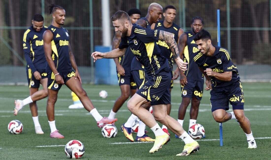 İSTANBUL, – FENERBAHÇE, yarın akşam sahasında Trabzonspor ile oynayacağı maçın