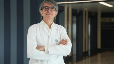 İSTANBUL, – ANİ başlayan ve geçmeyen göğüs ağrısı genç yaşlarda