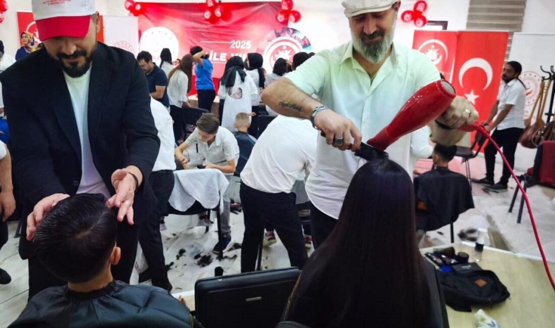 ERZURUM, – ERZURUM’da gönüllü 20 kuaför, devlet koruması altındaki 100
