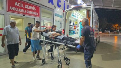 Ali GÖKDAL/ SAİMBEYLİ (Adana), – ADANA’nın Saimbeyli ilçesinde halı saha