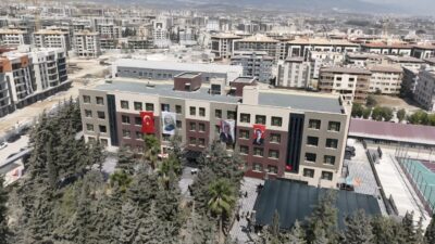 Alican GÜMÜŞ/HATAY, – HATAY’da 6 Şubat depremlerinde yıkılan Özbuğday Ortaokulu’nun