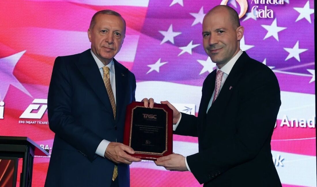 İSTANBUL, – ÇOLAKOĞLU Holding Yönetim Kurulu Başkanı ve TEB Holding