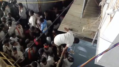 HİNDİSTAN, – HİNDİSTAN’ın Karur kentinde Tamilaga Vettri Kazhagam Partisi tarafından