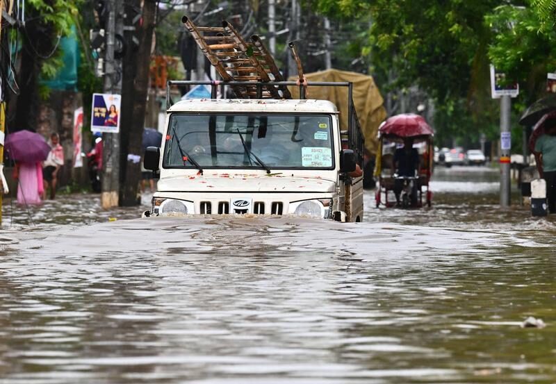 Hindistan’da sel: 15 ölü, 16 kayıp HİNDİSTAN, – HİNDİSTAN’ın Uttarakhand eyaletinde şiddetli yağışların yol açtığı sel