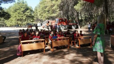 Nevra UÇKAÇ/İZMİR, – İZMİR’deki Gaziemir İmam Hatip Ortaokulu öğrencileri, yeni