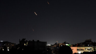 SURİYE, – İSRAİL ordusu, Suriye’nin Humus ve Lazkiye kentlerine hava