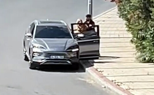 İhsan DÖRTKARDEŞ – Veysel TİMDU / İSTANBUL, – AVCILAR’da bir