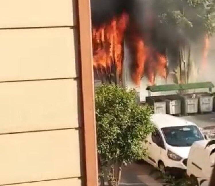 Baran AKKAYA/İSTANBUL, – BAĞCILAR’da otomobil tamirhanesinde çıkan yangın, bitişiğinde bulunan