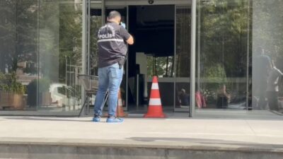 Vehbi DEMİR / İSTANBUL, – BEYLİKDÜZÜ’nde bir kişi boşanma aşamasındaki