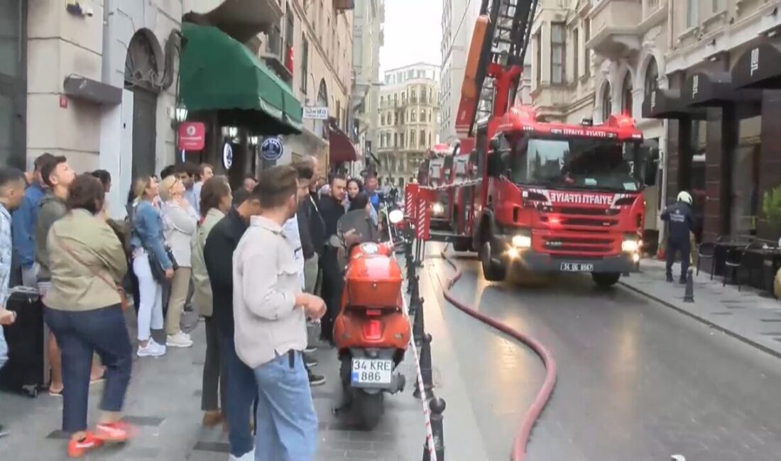 Yılmaz OKUR/İSTANBUL, – BEYOĞLU’nda bir otelde yangın çıktı. Otelde kalan