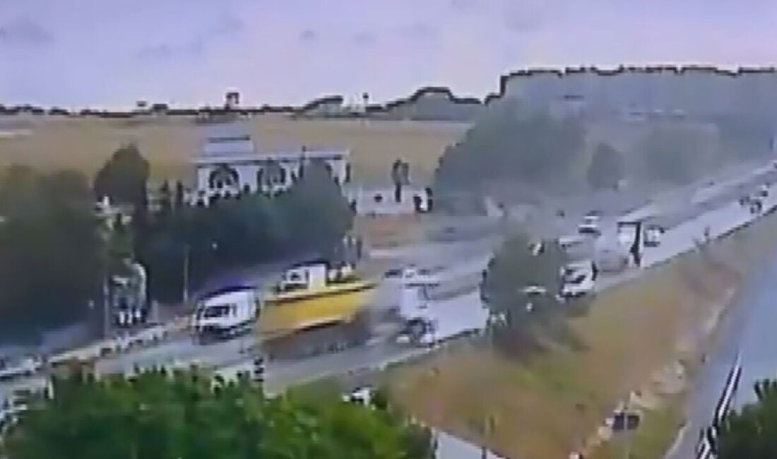 Derya EVREN KORKMAZ/İSTANBUL, – Büyükçekmece D-100 Karayolu Güzelce mevkiinde hafriyat