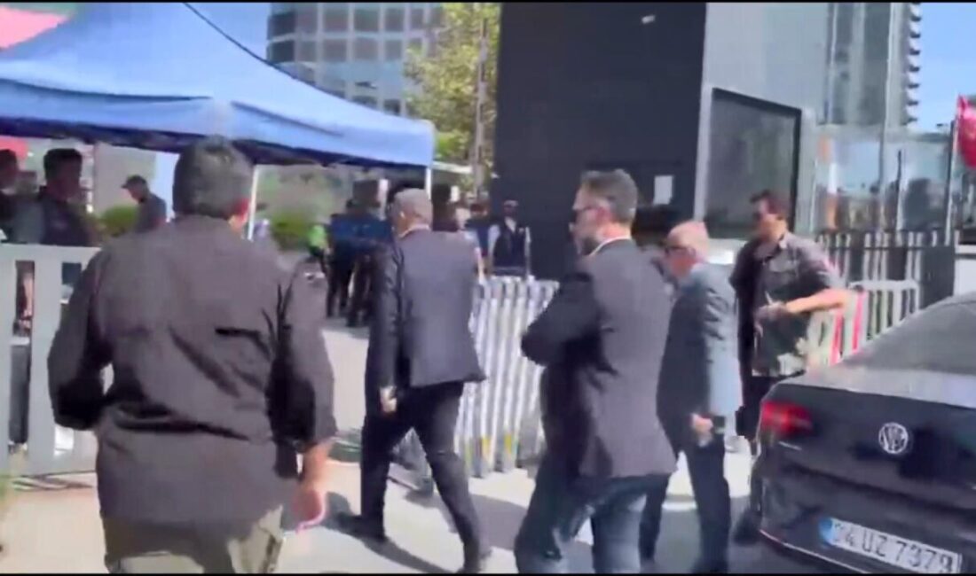 Tuğçe SEZER ODABAŞI-Ataberk KURT/ İSTANBUL, – CHP Genel Başkanı Özgür