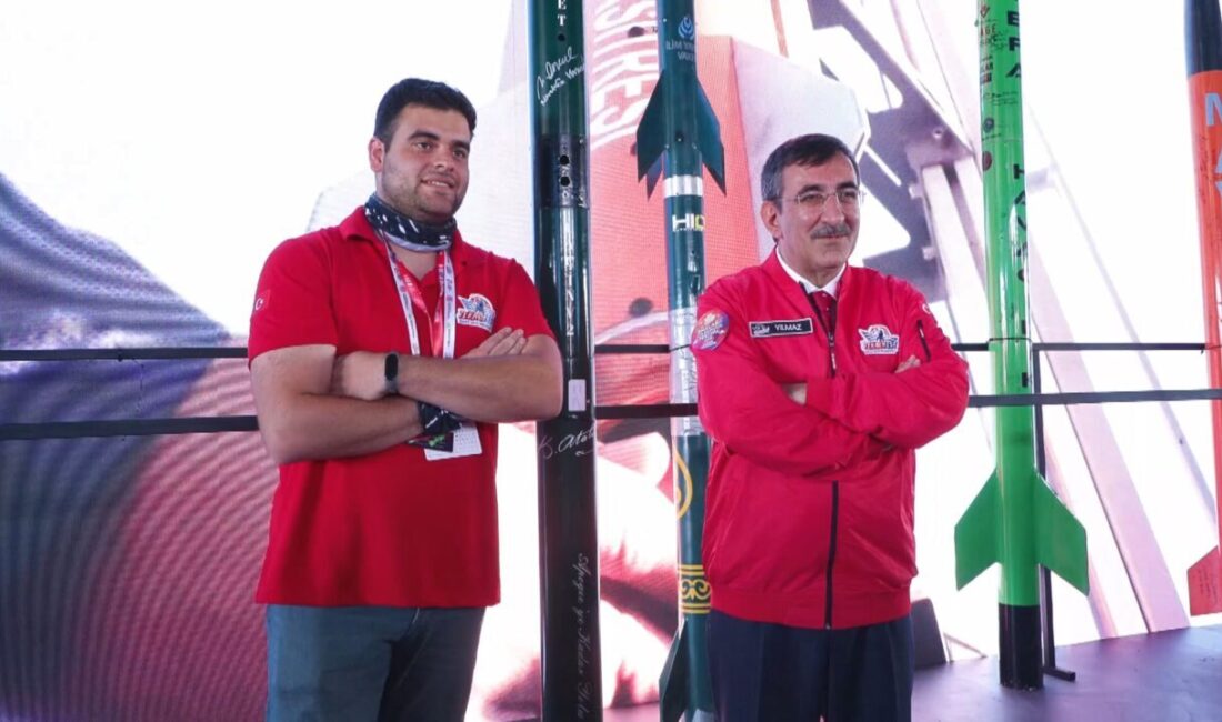 Esra GÜNTEPE – Ulaşcan ÖZER / İSTANBUL 17 EYLÜL’de başlayan