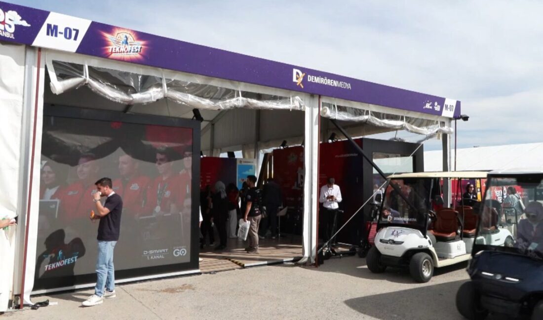 İrem Çağla ZİNCİRLİ- Ataberk KURT/İSTANBUL, – DEMİRÖREN Medya, TEKNOFEST İstanbul