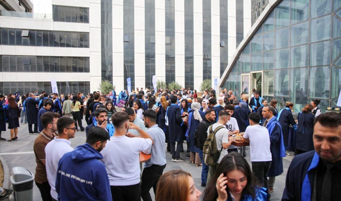 İSTANBUL, – İstanbul Esenyurt Üniversitesi’nin ‘2025-2026 Akademik Yılı Açılış Töreni’