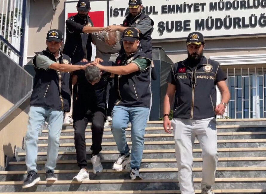 Ali AKSOYER/İSTANBUL, – İSTANBUL’da ilişki kurdukları kadınları, para karşılığı erkeklere