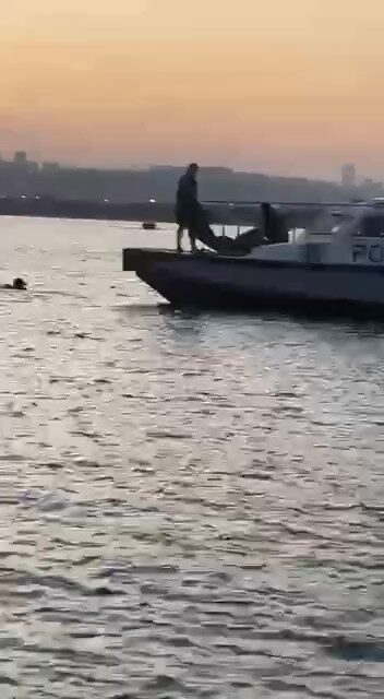 Baran AKKAYA – Altunay TUGA/İSTANBUL, – KÜÇÜKÇEKMECE açıklarında denizde hareketsiz
