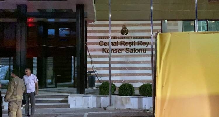 Baran AKKAYA-Doğan Can CESUR/İSTANBUL, – ŞİŞLİ’de tadilat işlemleri devam eden