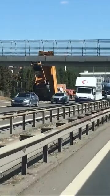 Murat SOLAK – Hiba HAKBİLİR / İSTANBUL, -SULTANBEYLİ, TEM Otoyolu’nda