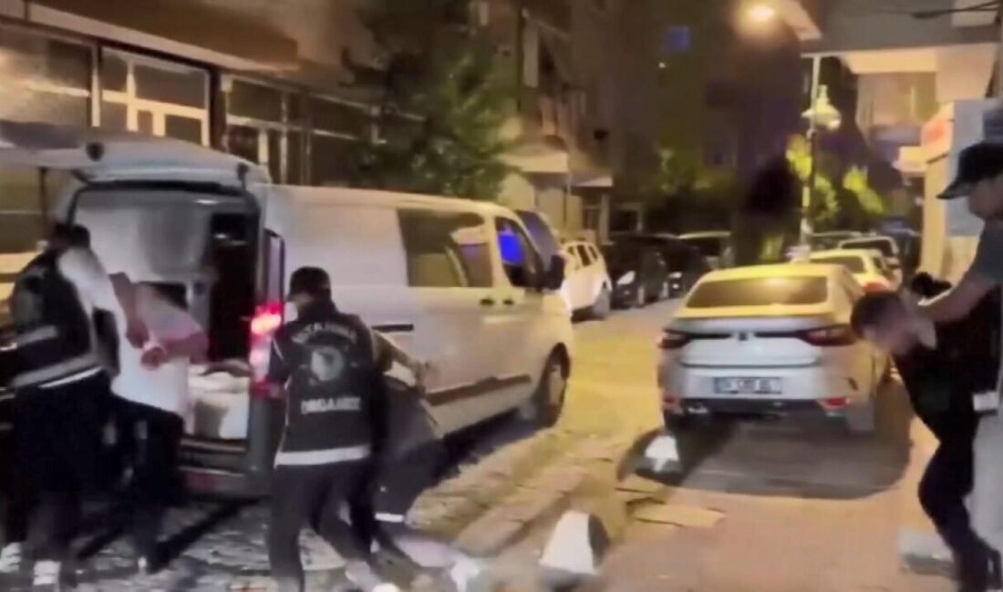 Leyla YILDIZ/İSTANBUL, – ÜSKÜDAR’da kozmetik ürünleri satan firma sahibi Kemal