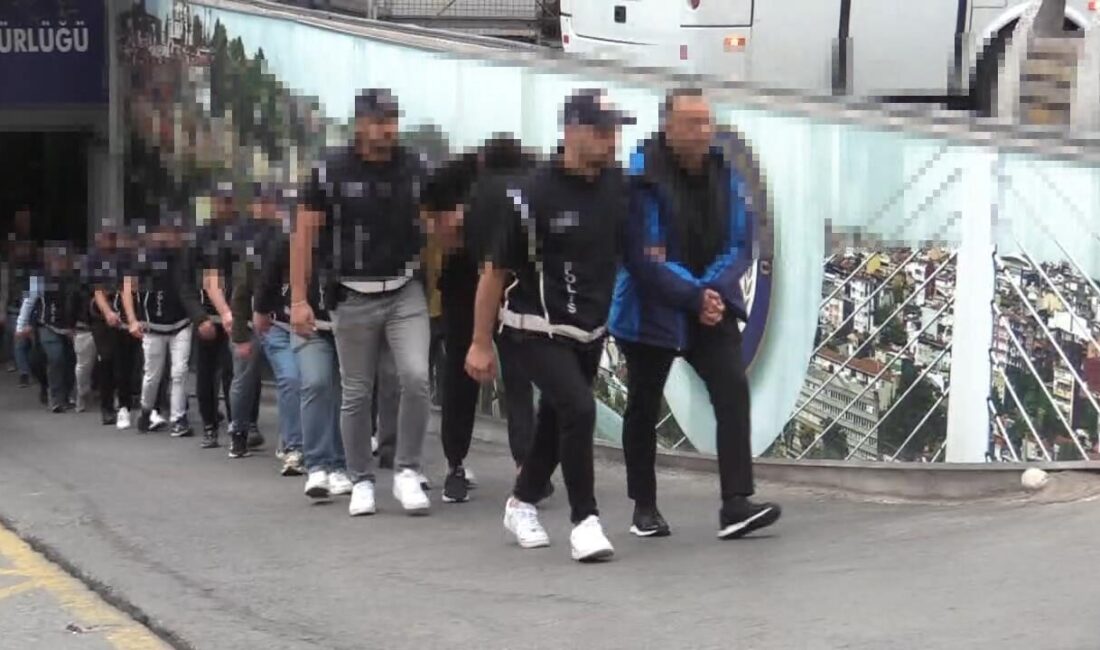 İSTANBUL İstanbul merkezli 19 ilde yabancılara usulsüz yöntemle vatandaşlık kazandırmaya