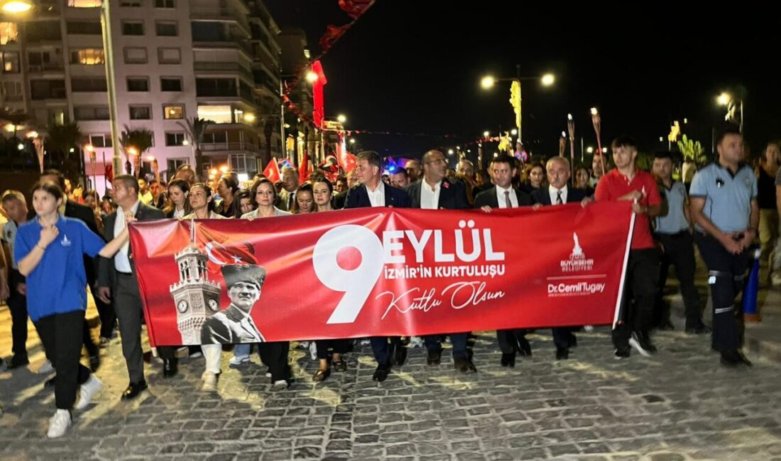 FENER ALAYI DÜZENLENDİ İzmir’in düşman işgalinden kurtuluşunun 103’ncü yıl dönümü