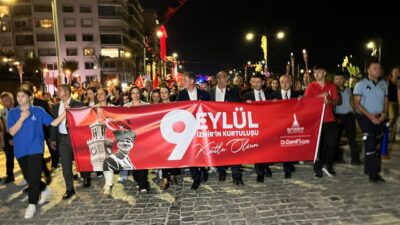 FENER ALAYI DÜZENLENDİ İzmir’in düşman işgalinden kurtuluşunun 103’ncü yıl dönümü