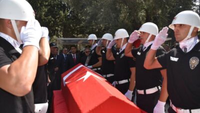 ŞEHİT AYDEMİR, TOPRAĞA VERİLDİ İzmir’in Balçova ilçesindeki Salih İşgören Polis