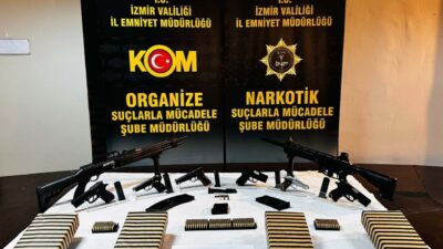Tolga TAHÇI/İZMİR, – İZMİR’de silah kaçakçılığı ve uyuşturucu satışı yaptıkları