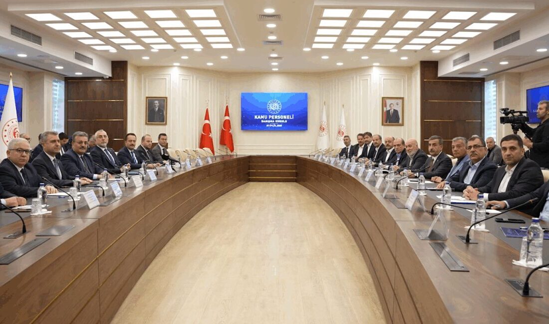 Kamu Personeli Danışma Kurulu, Bakan Işıkhan’ın başkanlığında toplandı ANKARA, – ANKARA’da Kamu Personeli Danışma Kurulu (KPDK), Çalışma ve