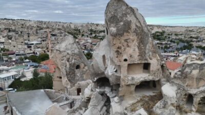 Ahmet KORKMAZER/NEVŞEHİR, – TÜRKİYE’nin önemli turizm merkezlerinden Kapadokya bölgesinde peribacasının
