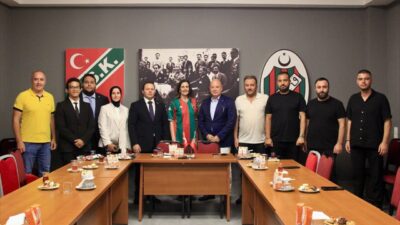 İZMİR, – İZMİR’de bir dizi temaslarda bulunan Arjantin’in İstanbul Başkonsolosu