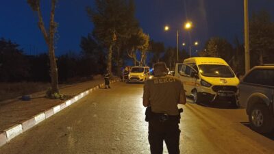 Bünyamin KARACAN/ KASTAMONU, – KASTAMONU’nun Tosya ilçesinde takla atan otomobilin