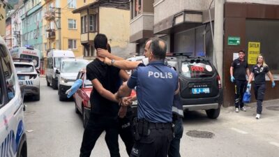 Yiğithan HÜYÜK/BURSA, – BURSA’da tartıştığı eşinin şikayeti üzerine adrese gelen