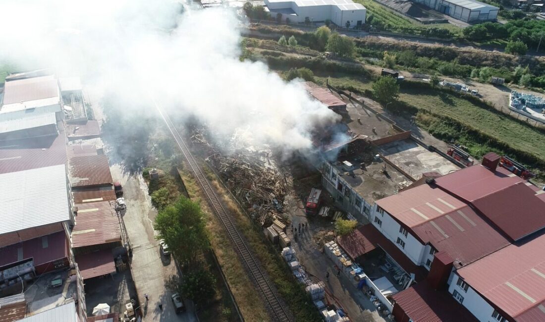 Berkay YILDIZ-Gökhan İÇKİLLİ/SAMSUN, – SAMSUN’da dün akşam çıkan kereste fabrikası