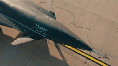 ANKARA, – TÜRKİYE’nin ilk insansız savaş uçağı olarak tasarlanan Bayraktar